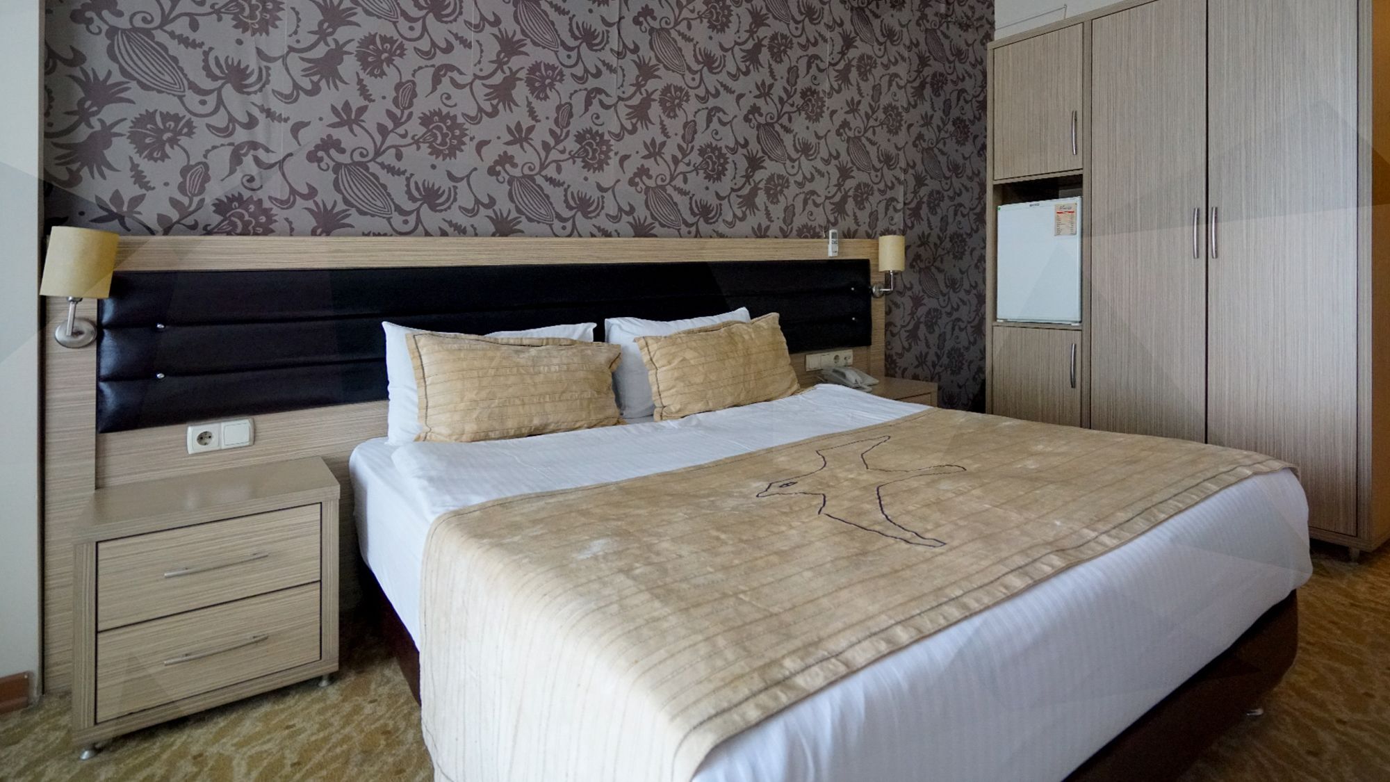 Es Albatros Hotel Eskişehir Exteriör bild